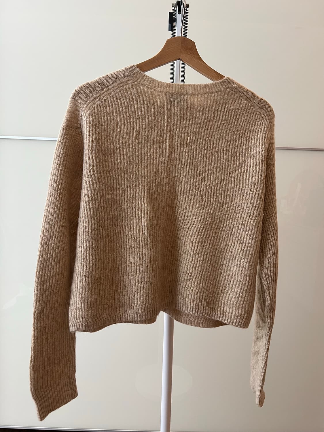 아크네 니트 상품이미지2