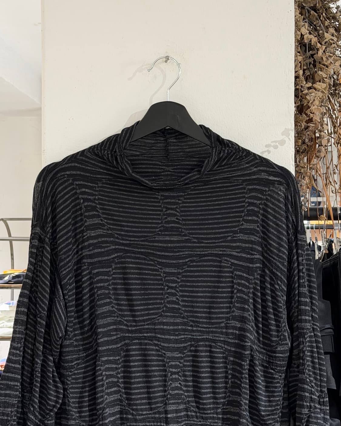 이세이 미야케 하트 차콜 하이넥 니트 원피스 상품이미지4