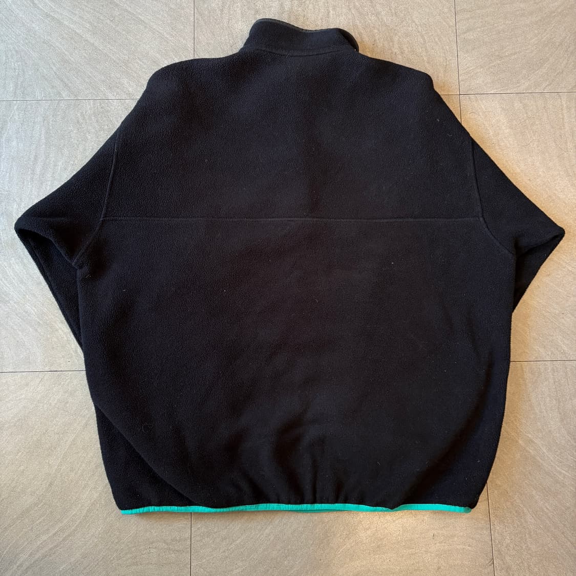 파타고니아 정품 블랙 신칠라 스냅티 상품이미지10