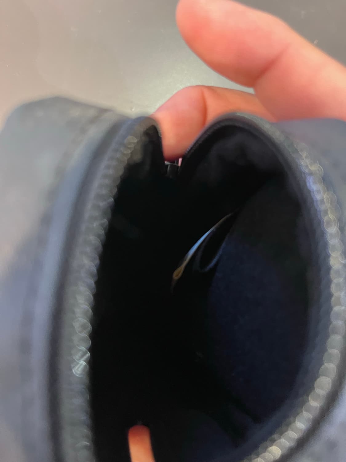 그레고리 퀵 패디드 케이스 M 블랙 발리스틱 라이트 파우치 상품이미지4