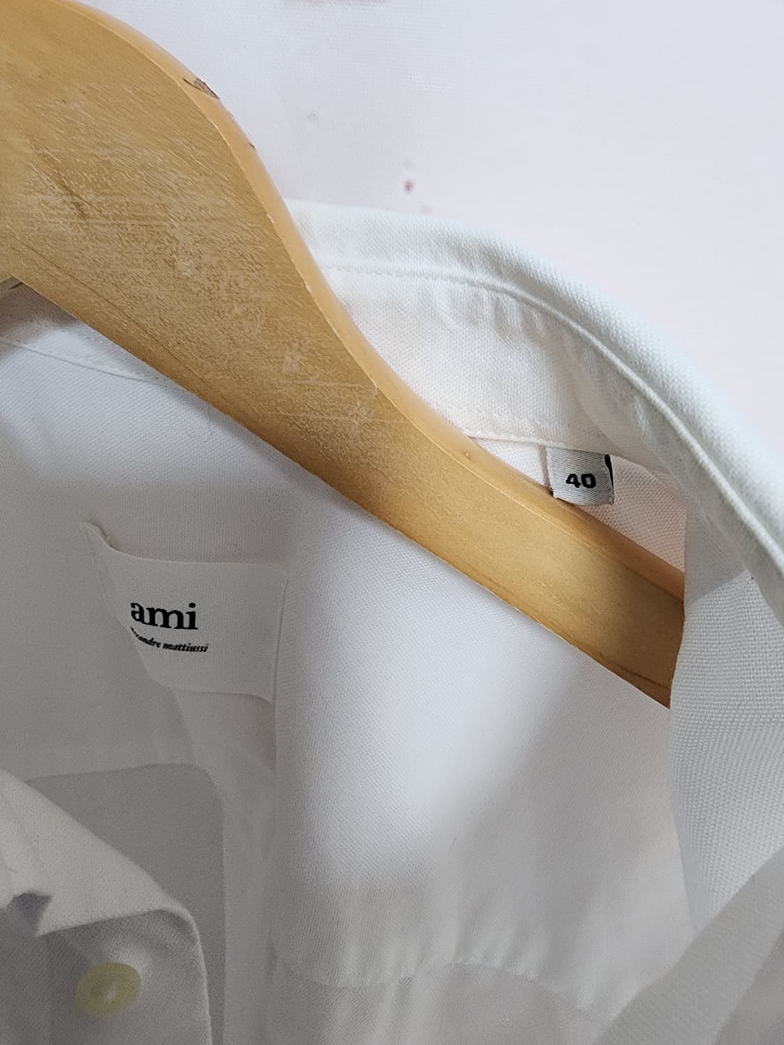 아미 스몰 하트 자수 
화이트 옥스포드 셔츠 상품이미지7