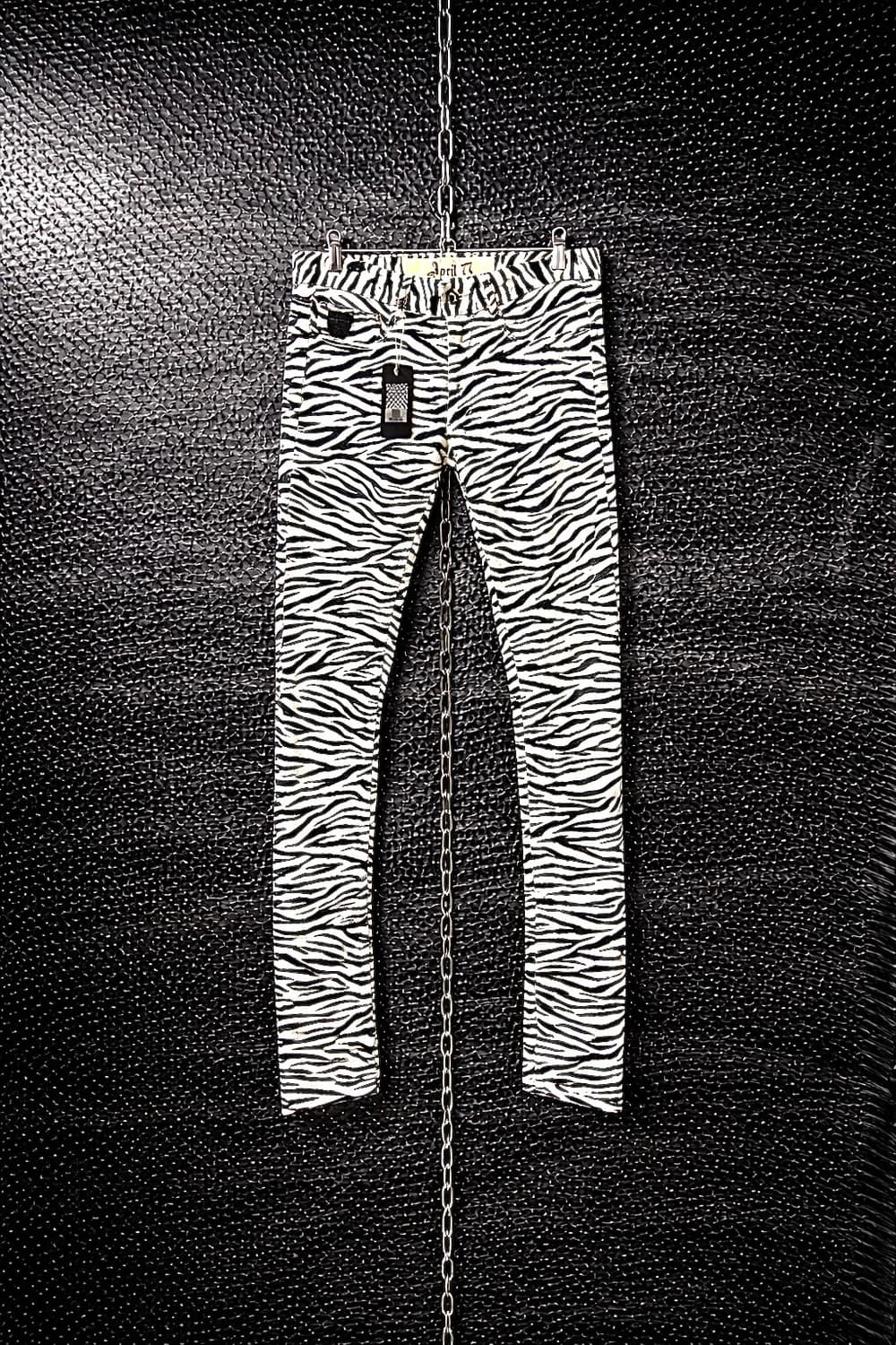 April 77 지브라 패턴 슬림팬츠 상품이미지1