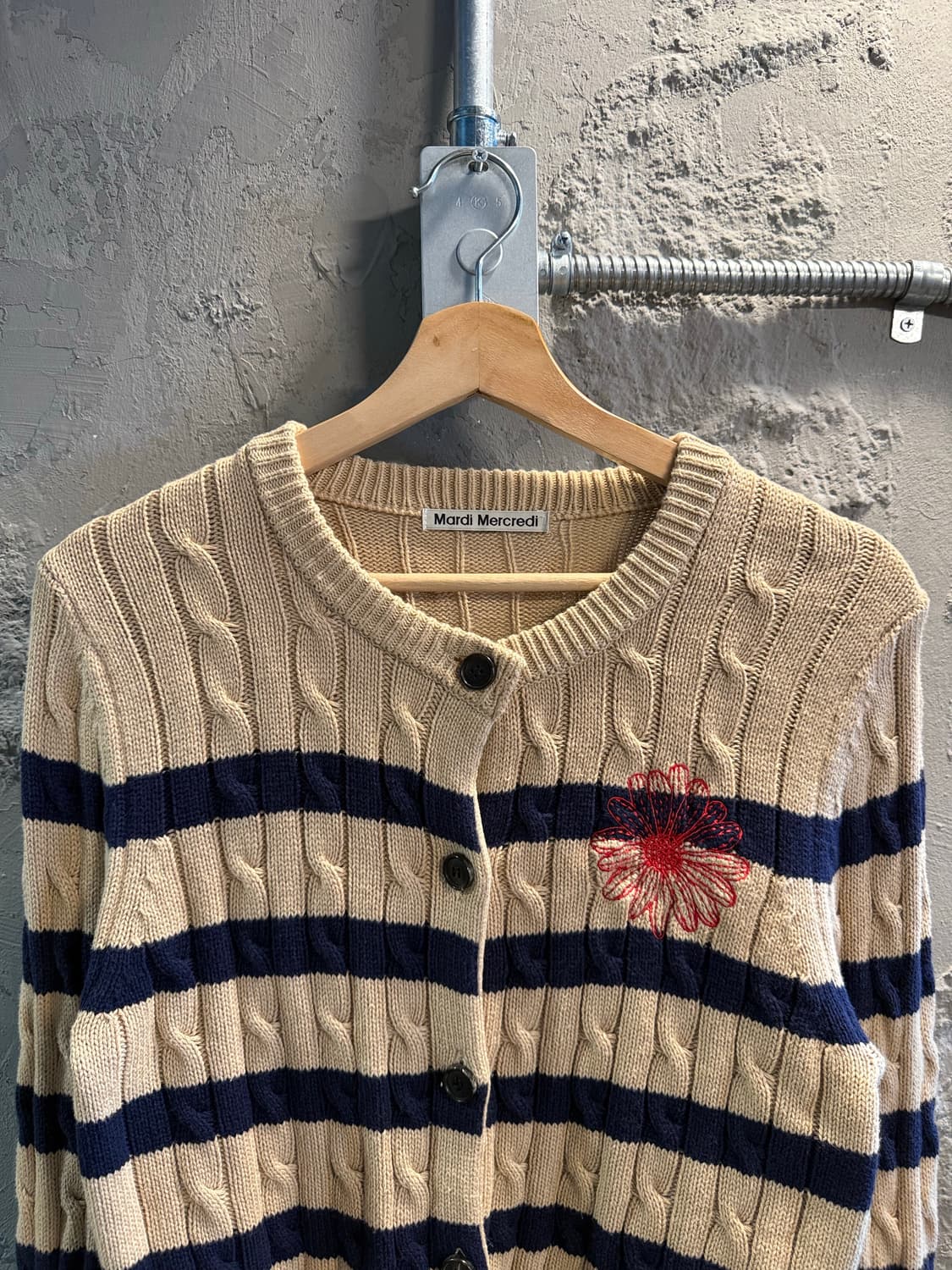 ONE Mardi Mercredi 케이블 보더 플라워 가디건 베이지 상품이미지4