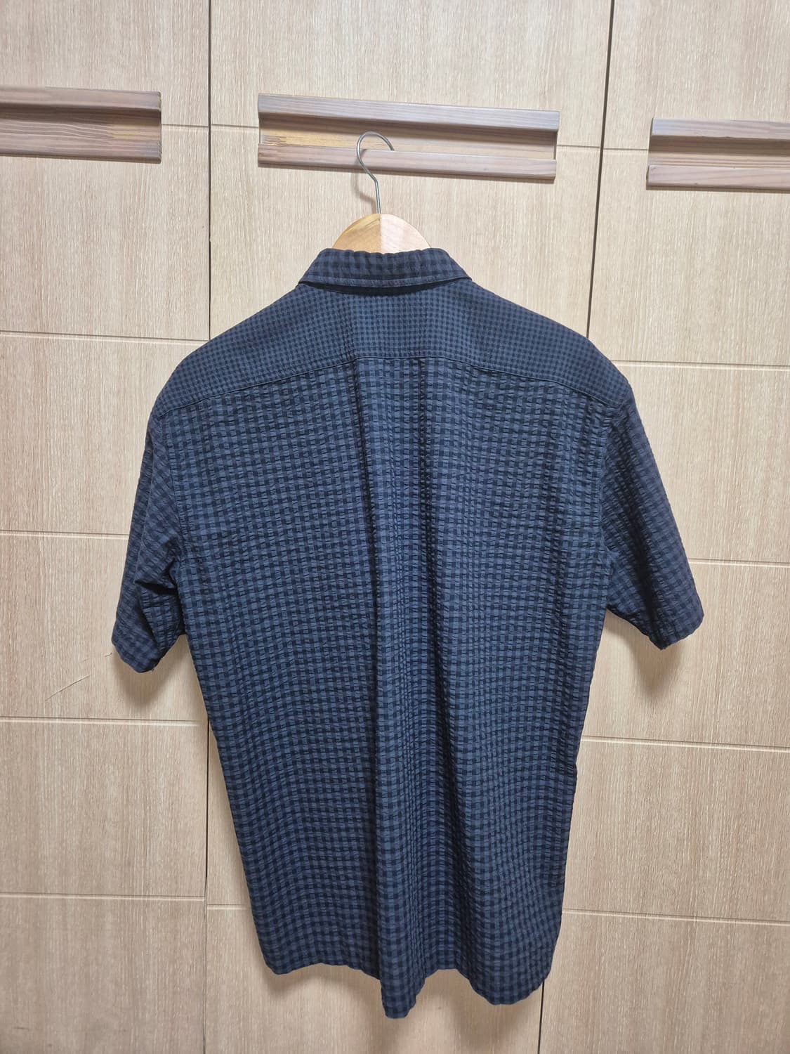 유니클로 jw앤더슨 반팔셔츠 m 상품이미지2