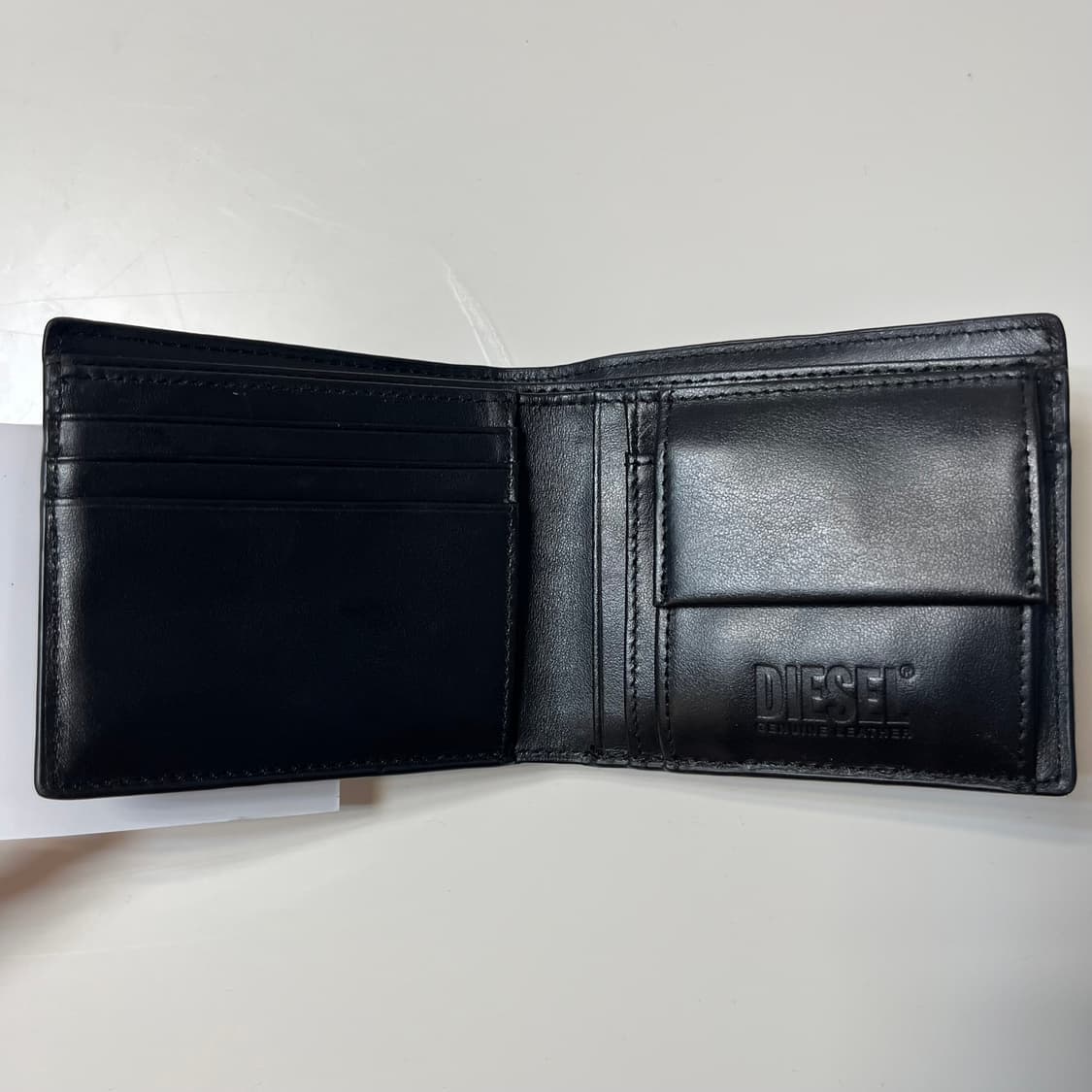 Diesel Hiresh S.Ii Leather Wallet Black 상품이미지3