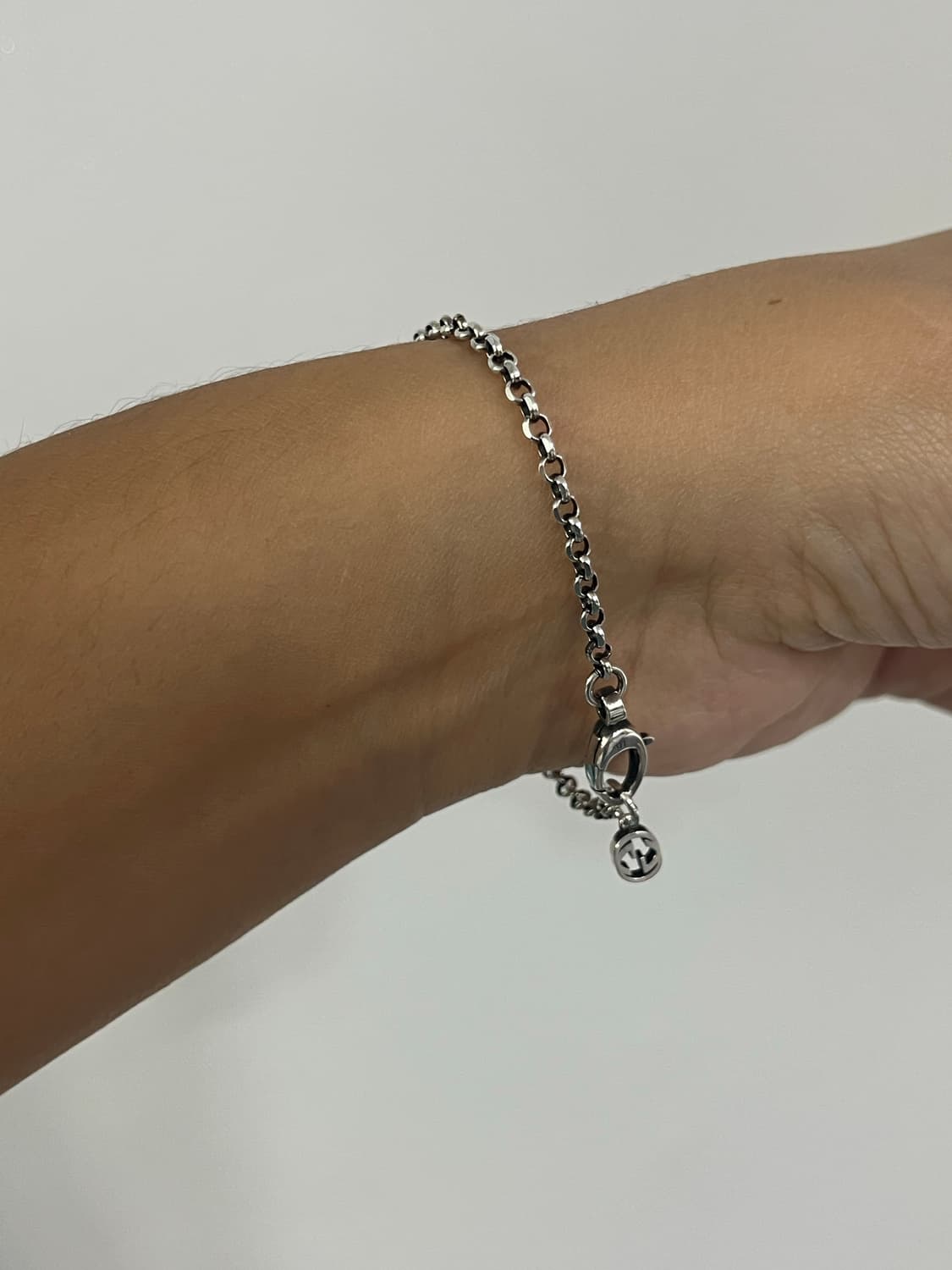 구찌 GG 마몽 키 참 팔찌 (실버) 상품이미지6