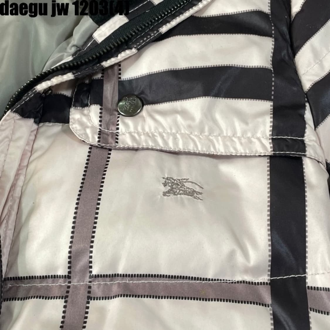 버버리 핑크 패딩 상품이미지4