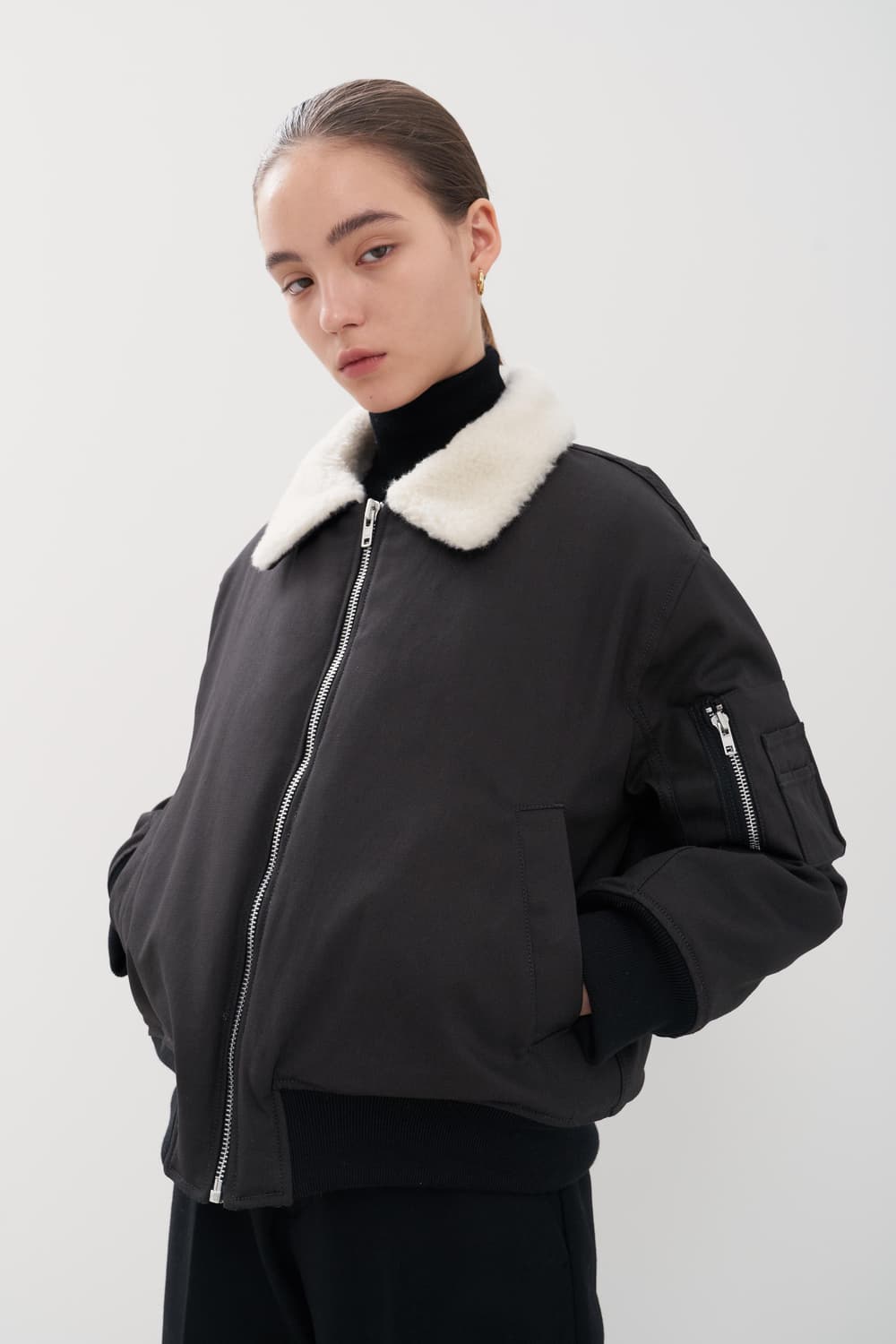 1 라벨아카이브 shearling bomber jacket 점퍼 패딩 상품이미지3