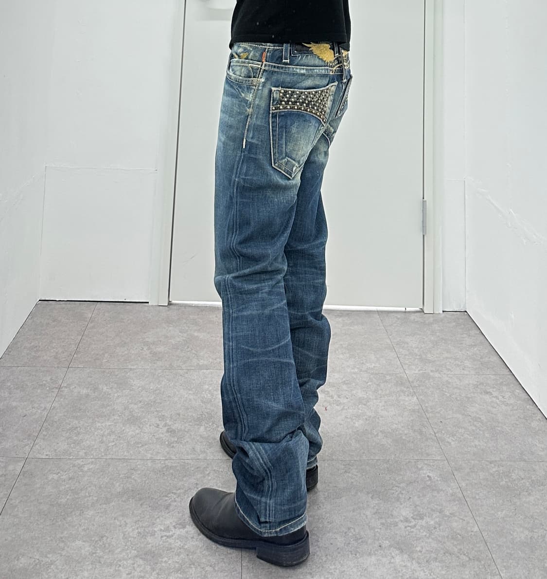 ROBIN’s JEANS back patch stud denim jean 상품이미지5