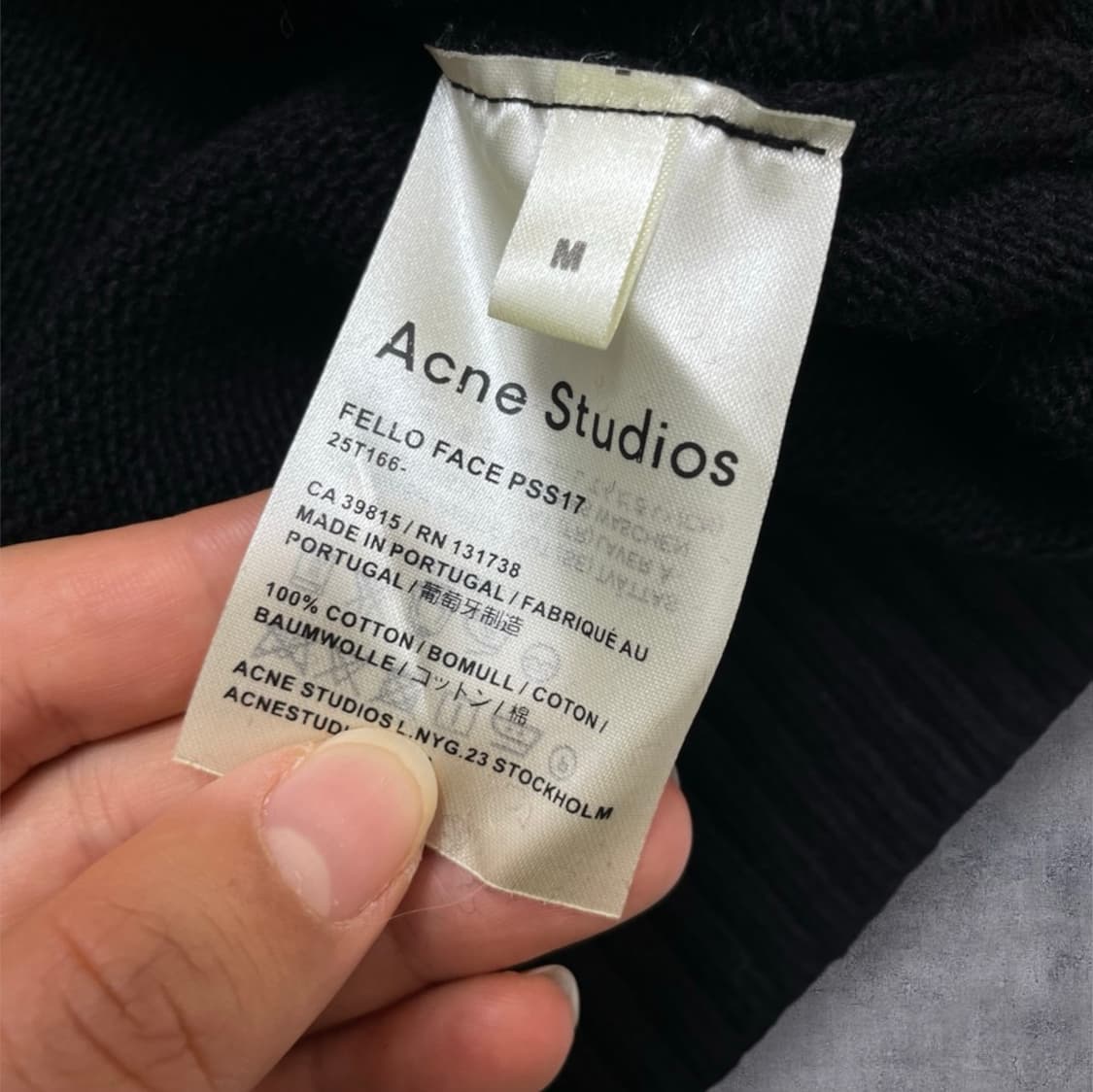 아크네 스튜디오 Acne studios 블랙 페이스 패치 니트 M 상품이미지4