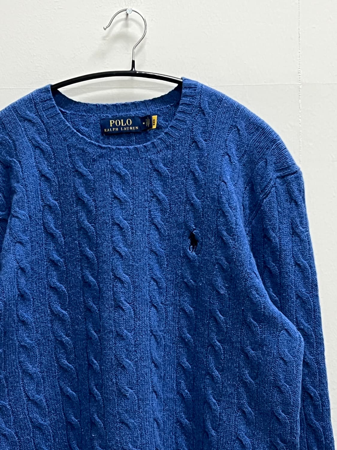폴로 랄프로렌 울캐시미어 케이블 꽈배기 니트 블루 상품이미지3