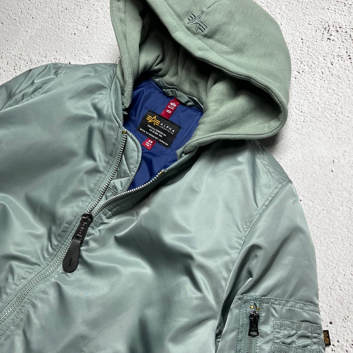 Alpha Industries MA-1 Natus Jacket 상품이미지3