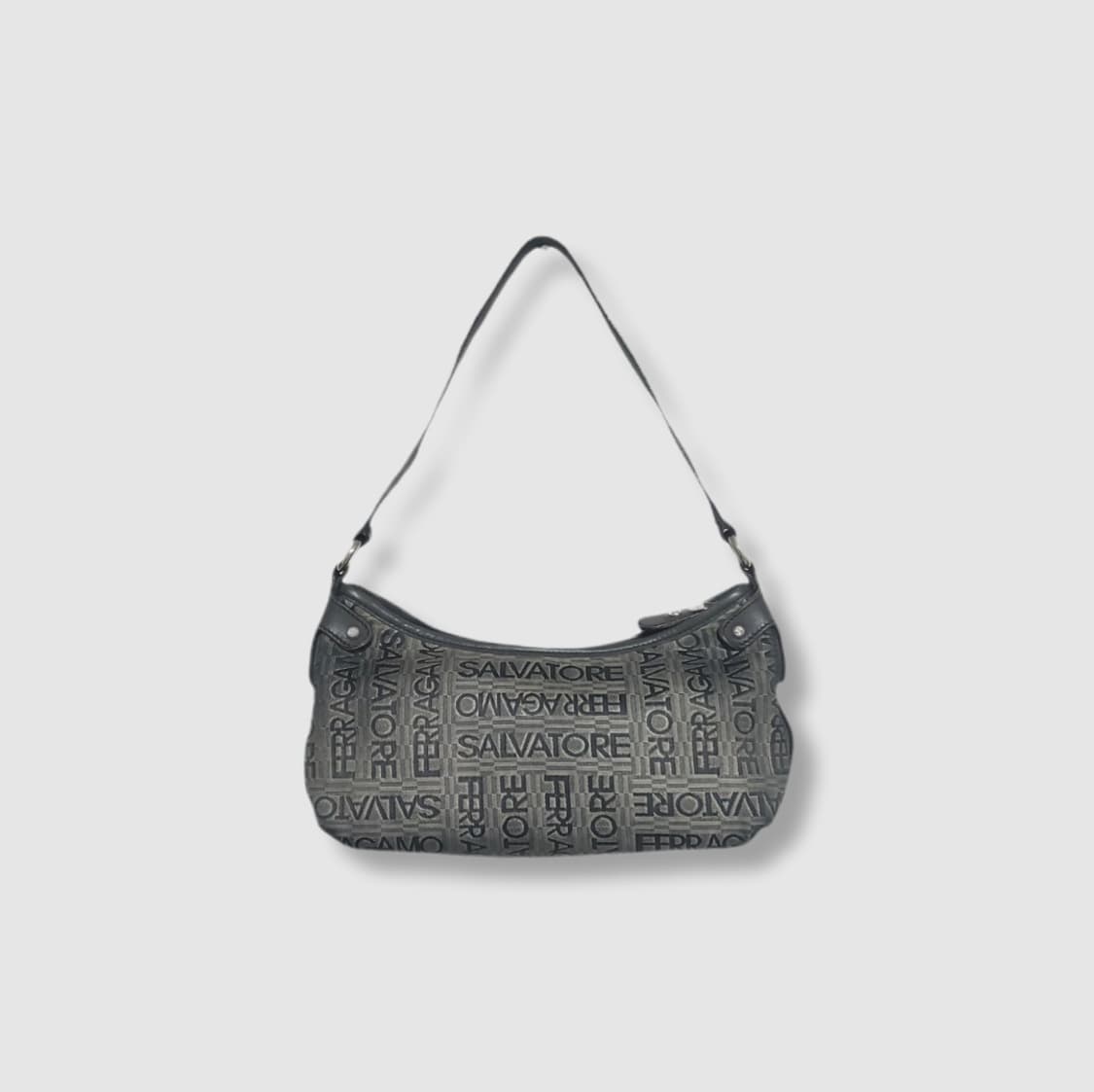 페라가모 캔버스 로고 호보백 숄더백 상품이미지1