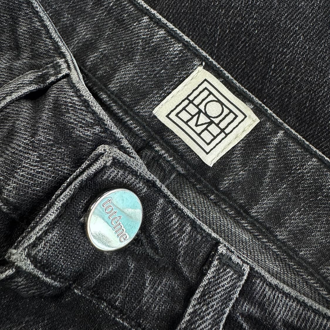 토템 플레어 핏 그레이 워싱 데님 진 상품이미지4