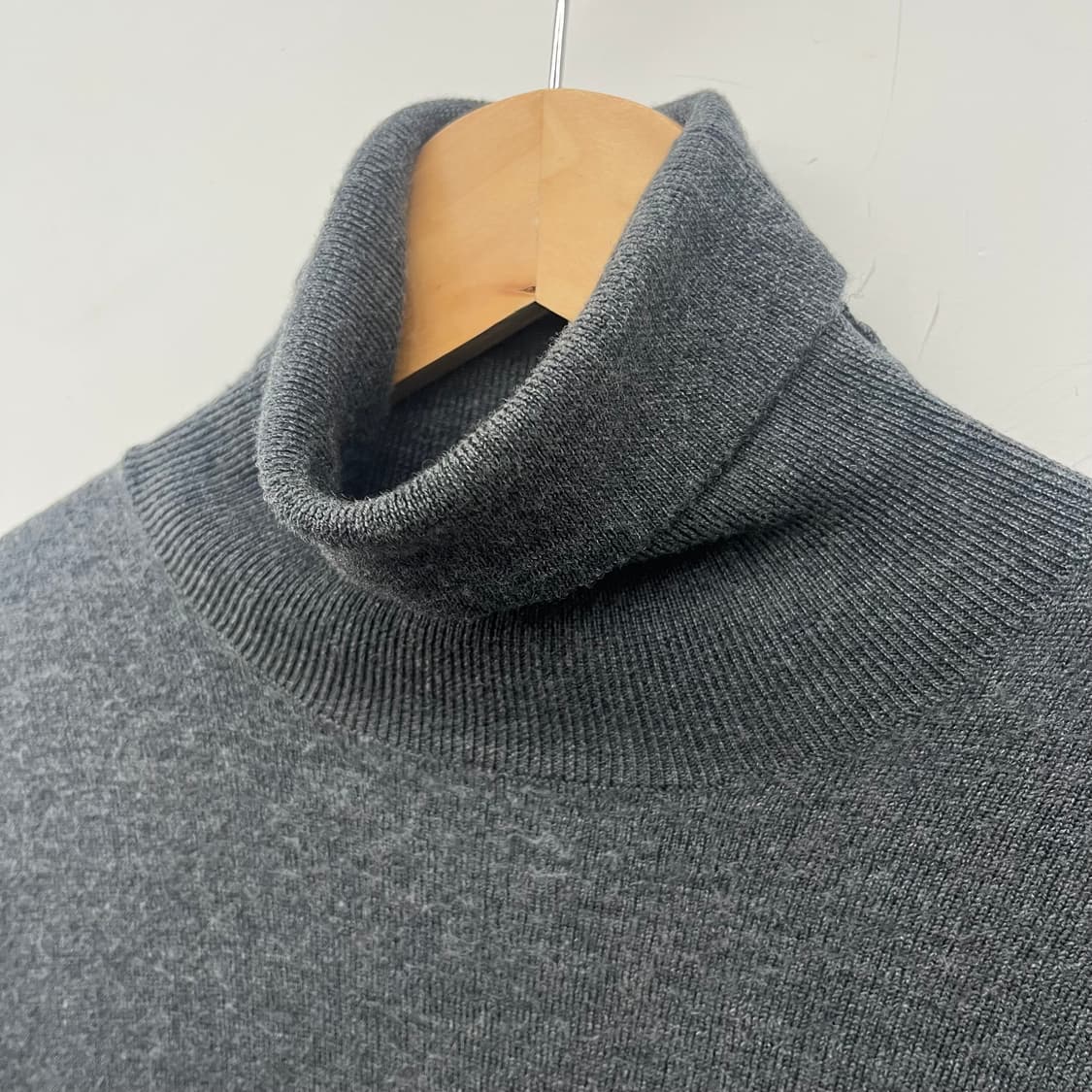 폴로 랄프로렌 차콜 터틀넥 니트 여/M 상품이미지3