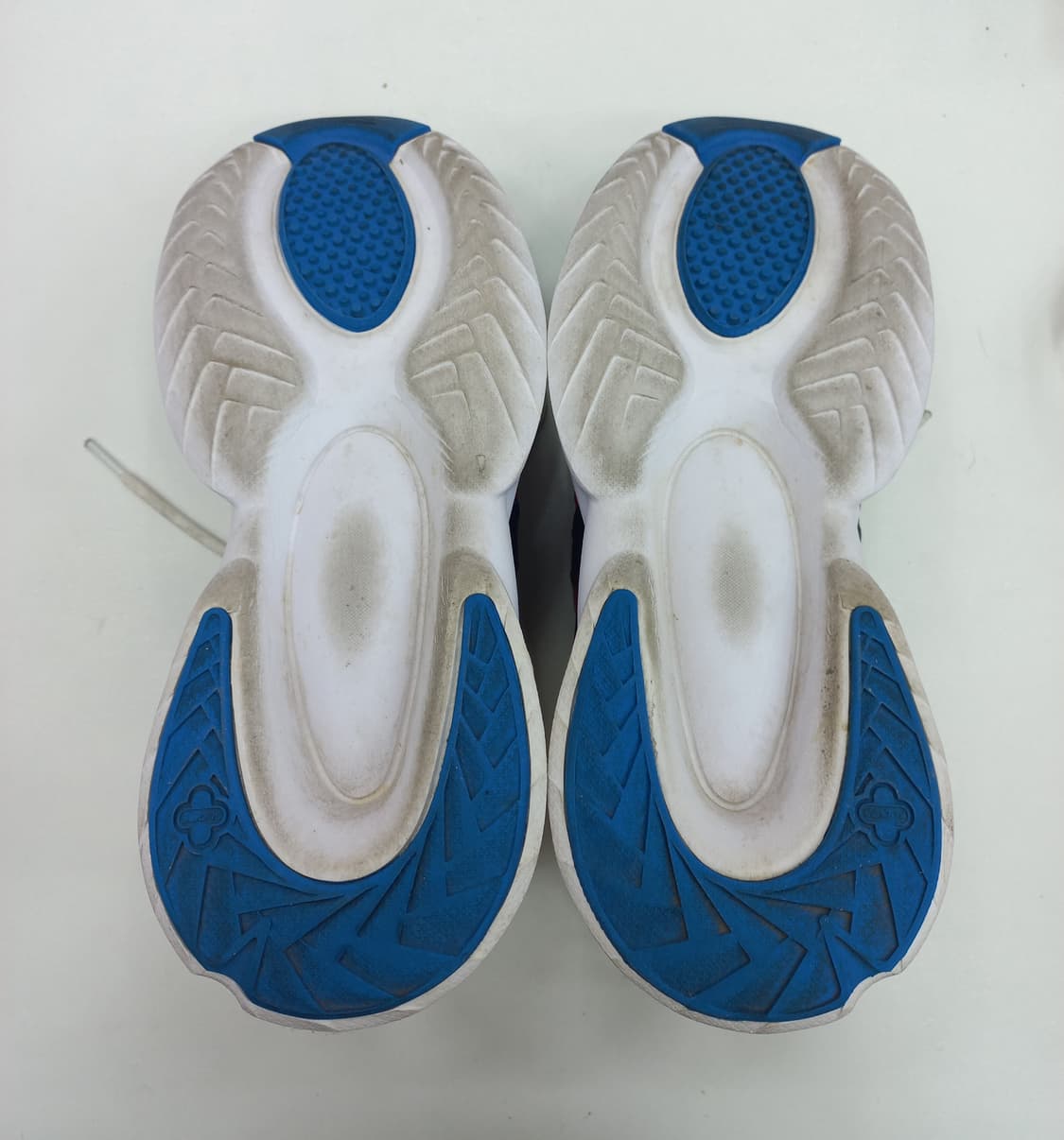 프로스펙스 멀티컬러 운동화 240mm 상품이미지3