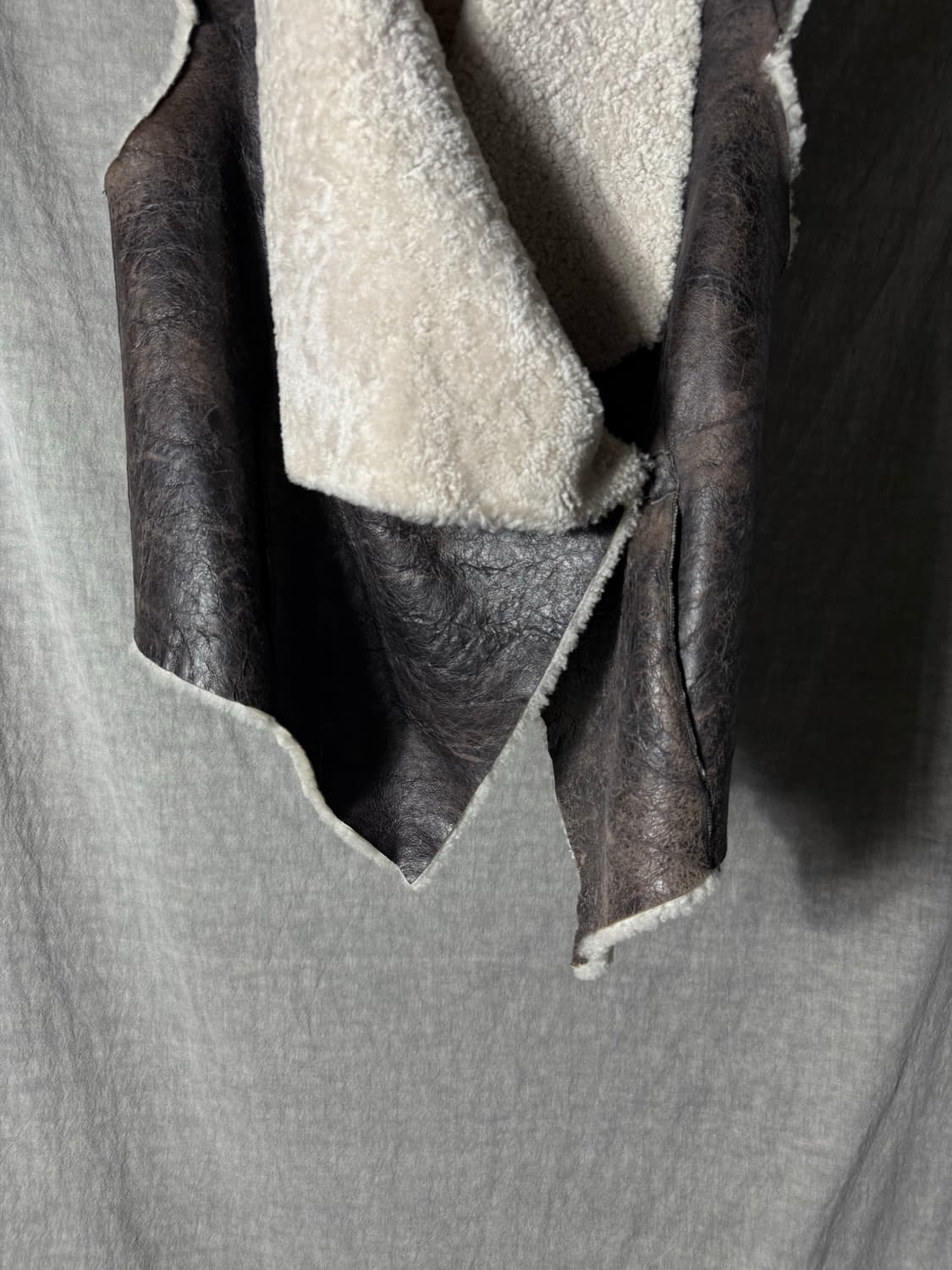 Helmut Lang Shearling Mustang Vest 상품이미지3