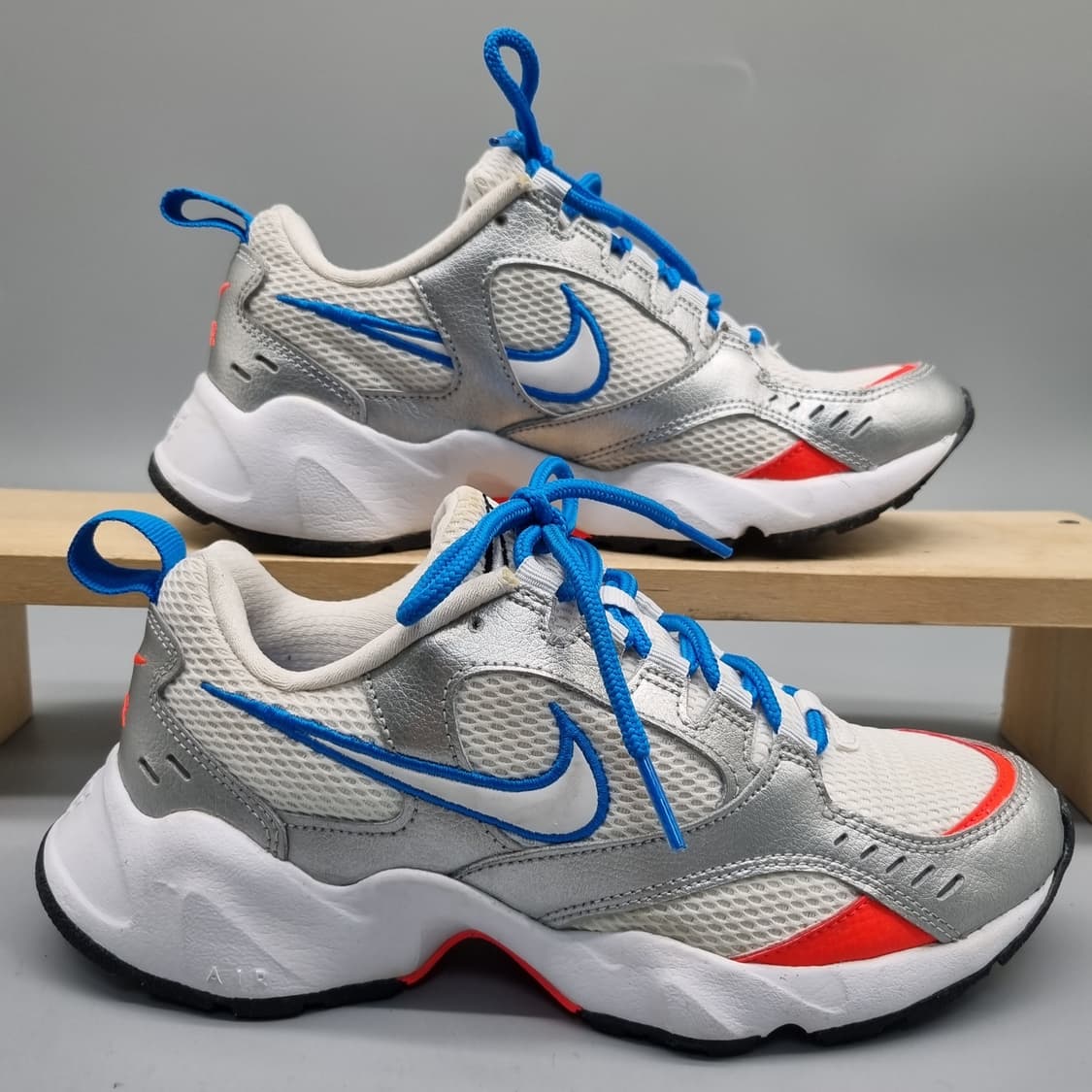 나이키 에어하이츠 여성운동화230  상품이미지1