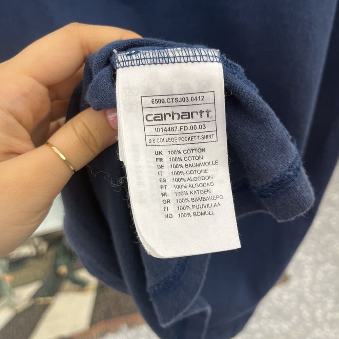 칼하트 올드스쿨 레트로 슬림핏 포켓 워크 반팔티 XS C12106 상품이미지6