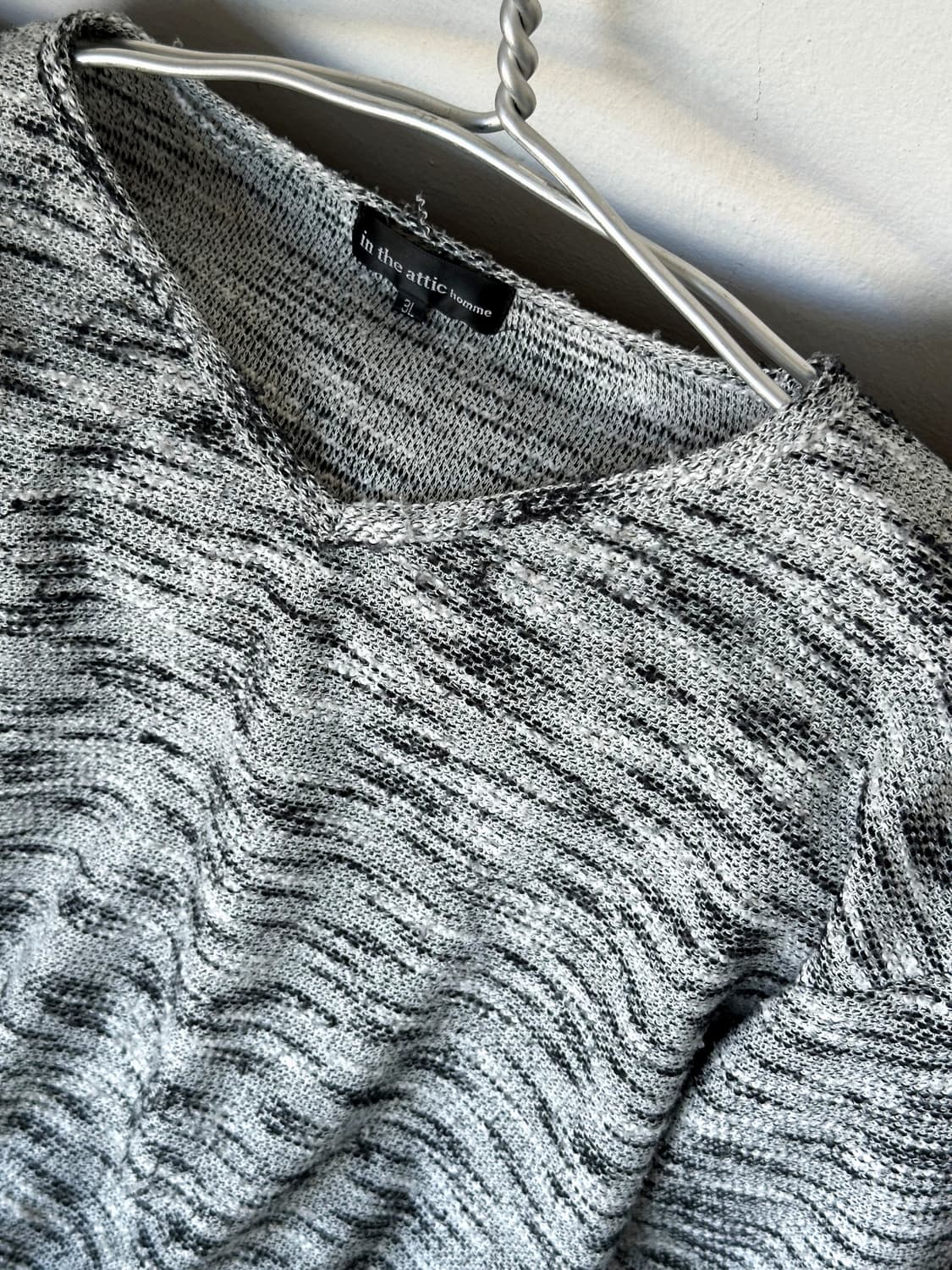 Boucle design loose silhouette knit top 상품이미지1