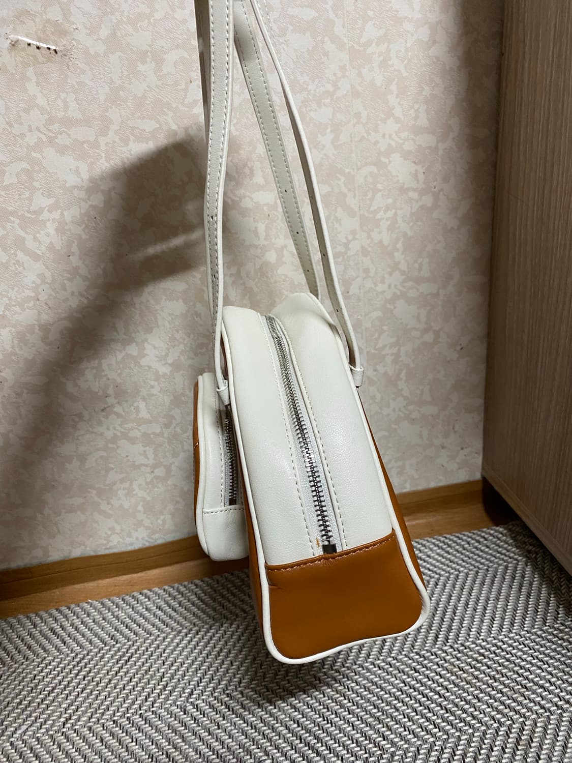 럭키슈에뜨 숄더백 상품이미지3