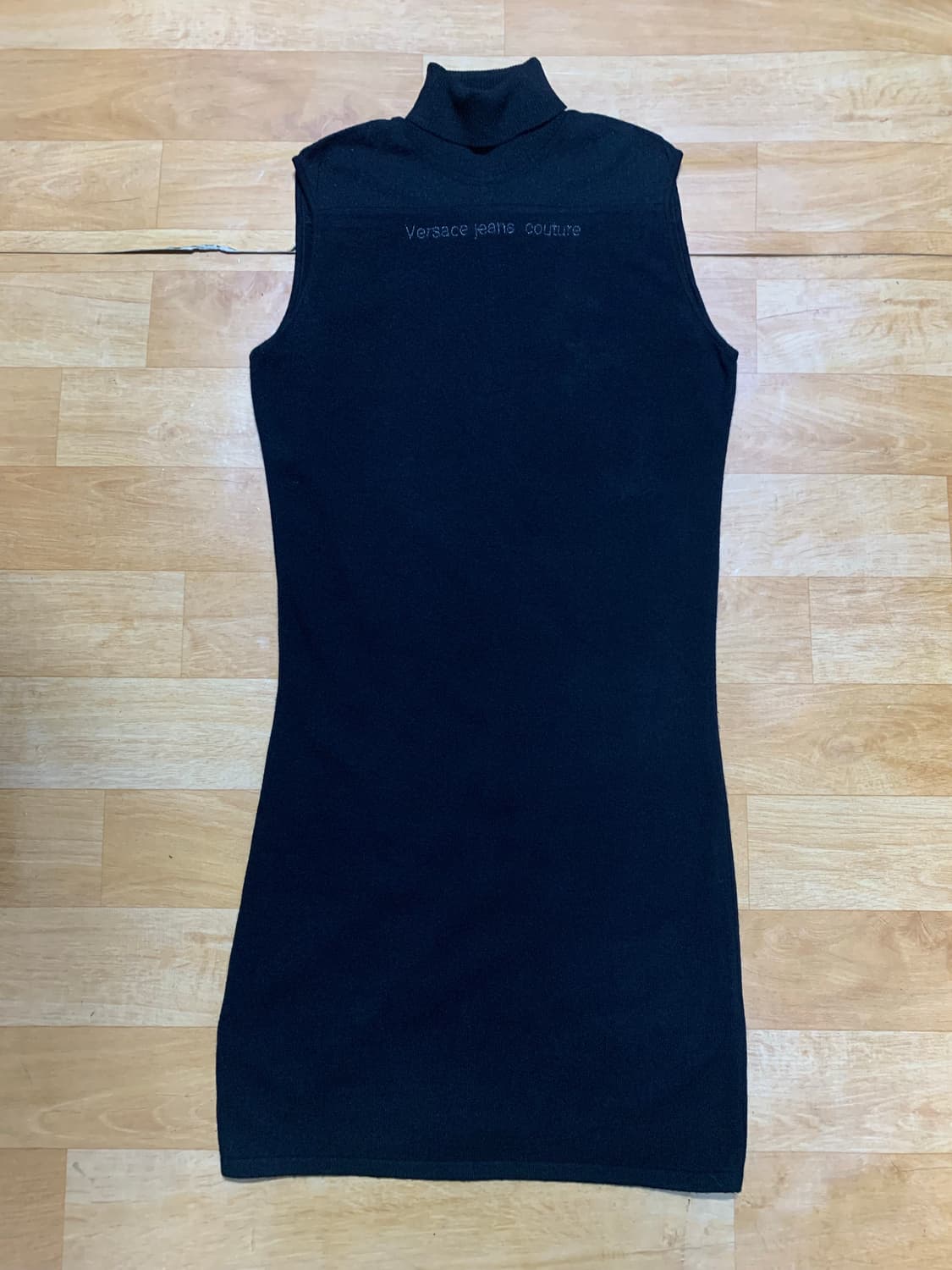 VERSACE 베르사체 진스 쿠튀르 by 베르사체 미디 드레스 상품이미지1