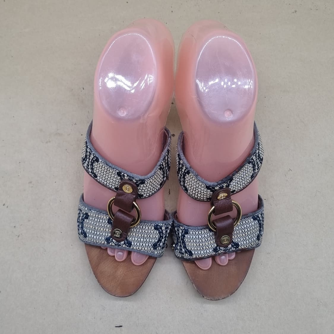 셀린느 여성슬리퍼230 굽9 상품이미지2