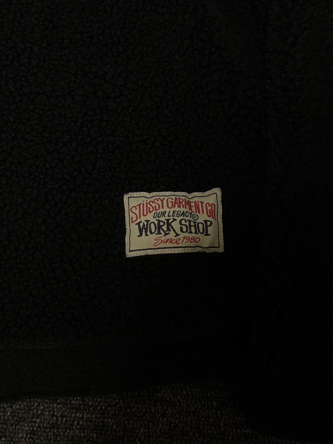[L] 스투시 x 아워레가시 워크샵 러너 플리스 풀오버 블랙 상품이미지2