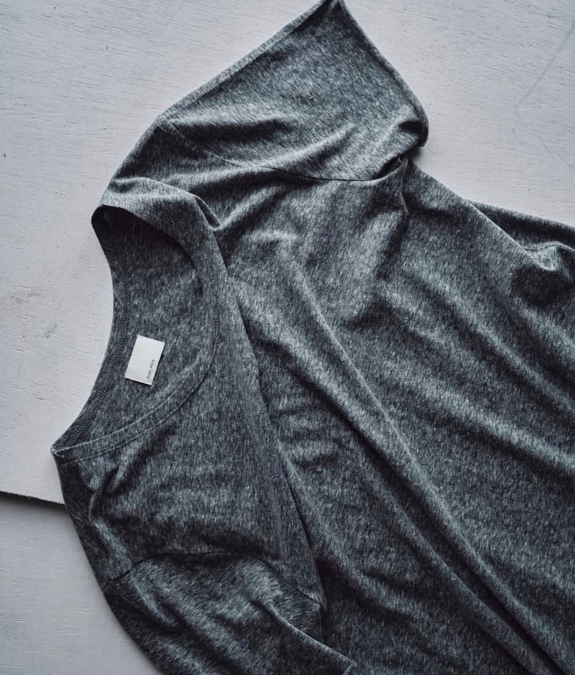 모노프리베 텍스쳐드 롤 하프슬리브 모노크롬 (교환) 상품이미지1