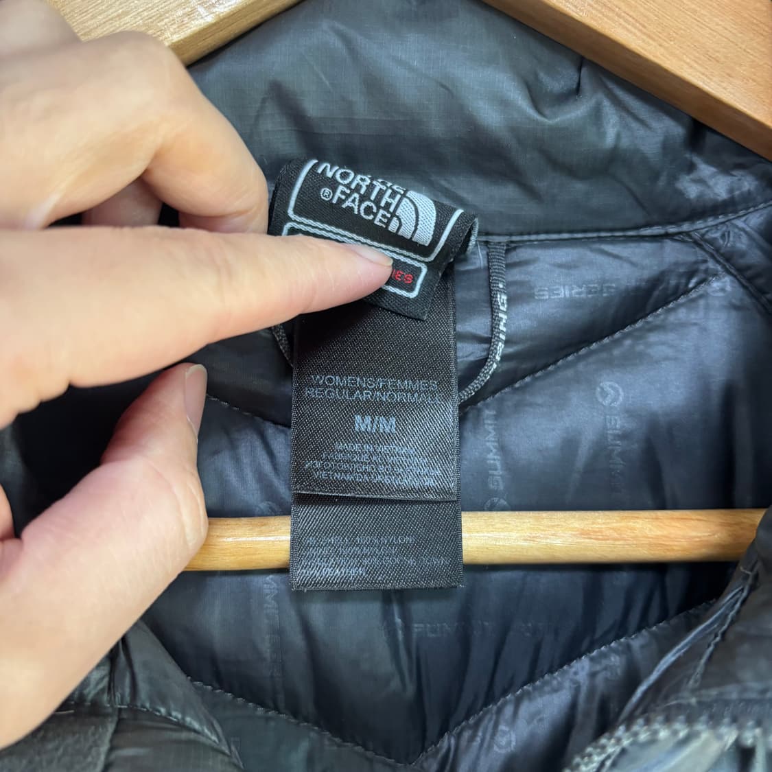 노스페이스 800 써밋 구스다운 패딩 그레이 상품이미지3