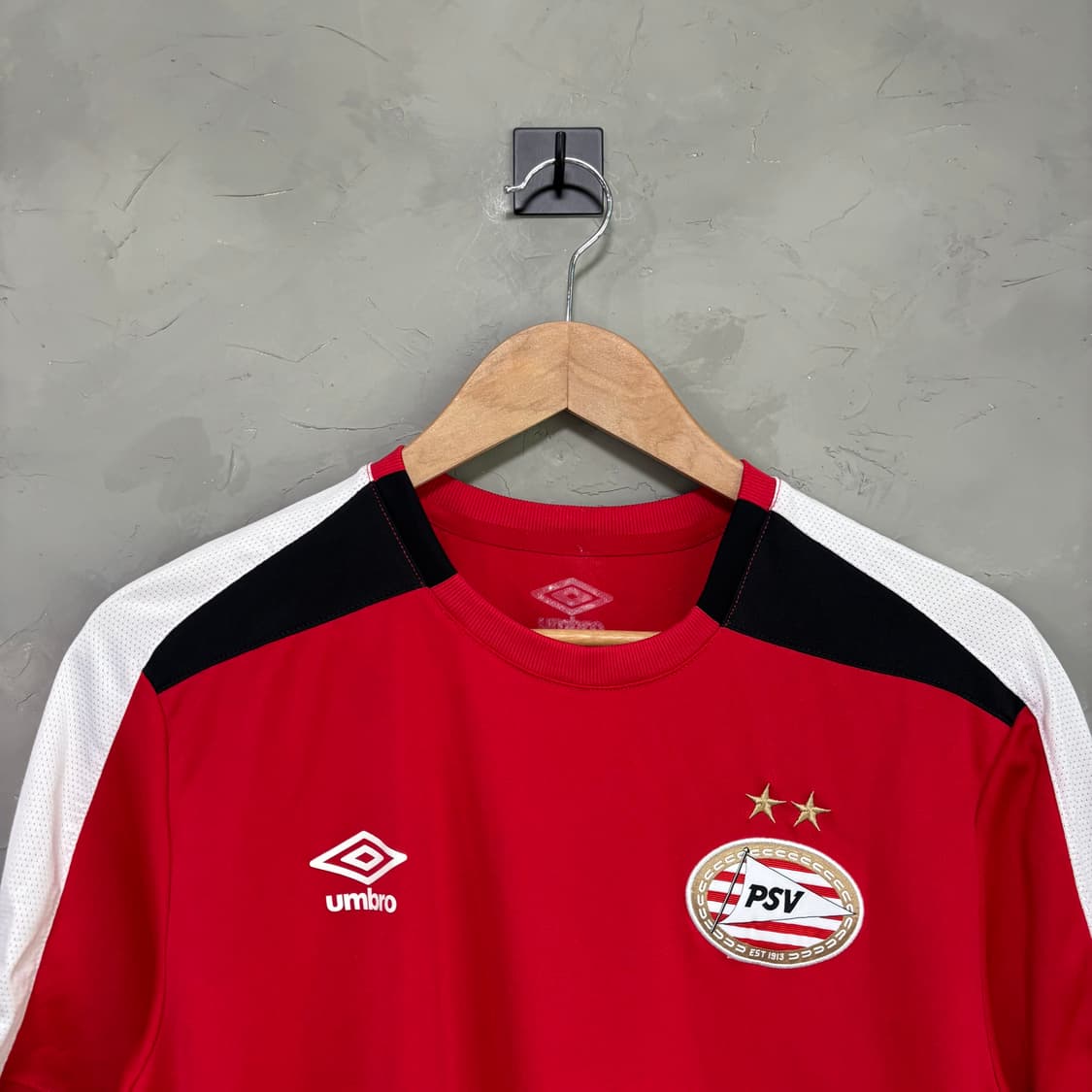엄브로 PSV 아인트호벤 져지 트레이닝 반팔 상품이미지2