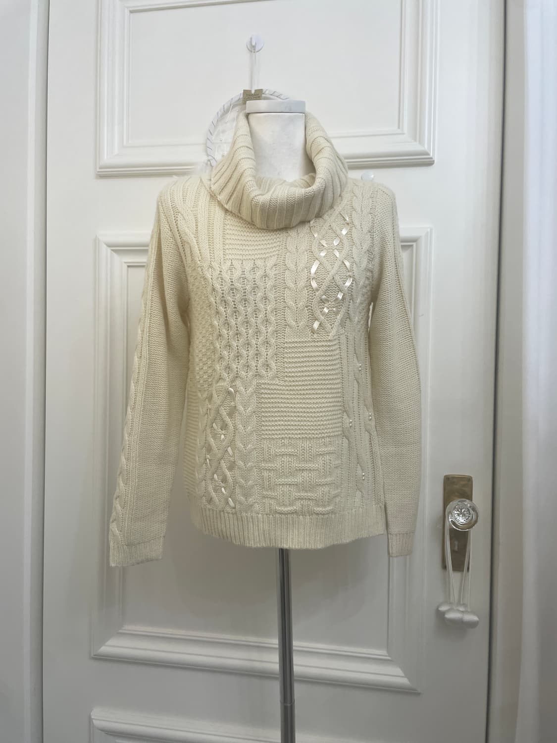 AXES FEMME lace&pearl point lovely sweat 상품이미지1