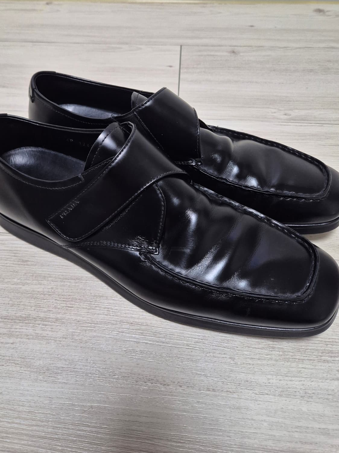 프라다 스포츠 스트랩 로퍼 UK 9 280 상품이미지1