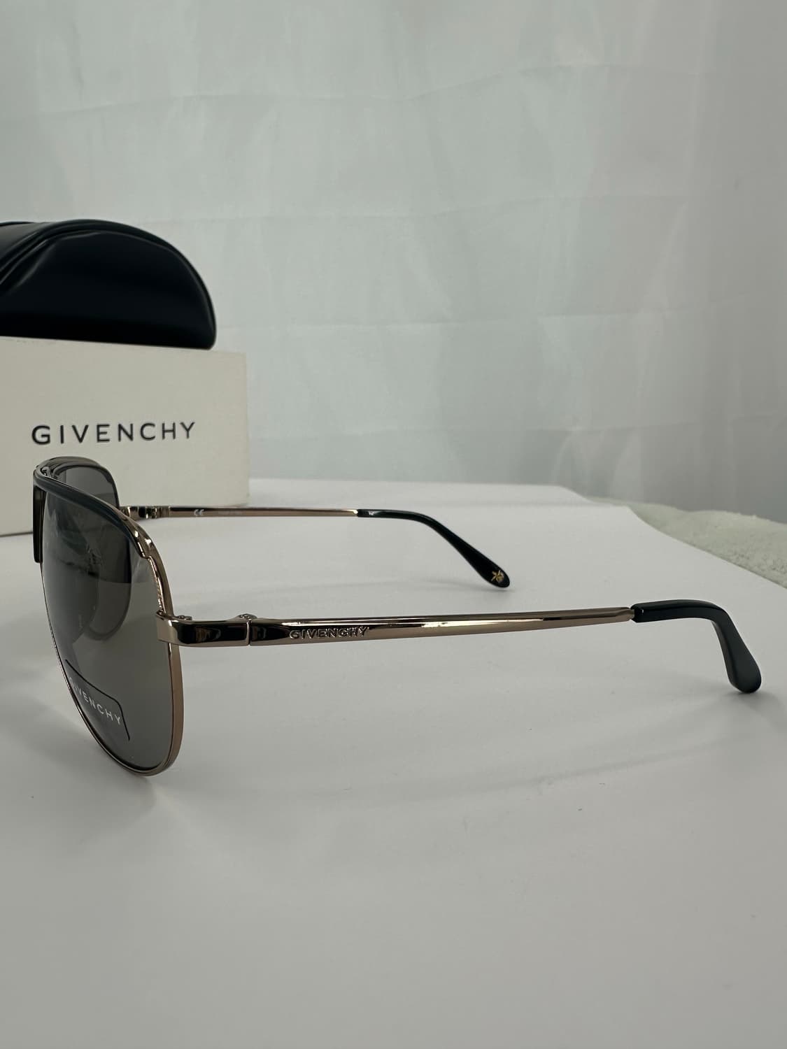 [새상품 무료배송] 정품 지방시 Made in Italy 선글라스 상품이미지3