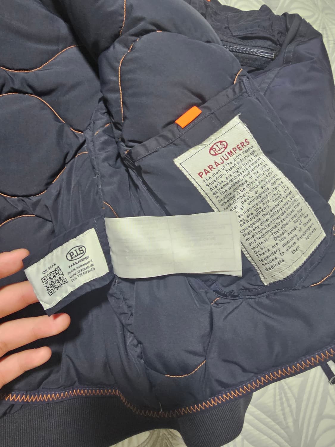 [교환] 파라점퍼스 고비 XL네이비➡️XL블랙 교환 구해요 상품이미지2