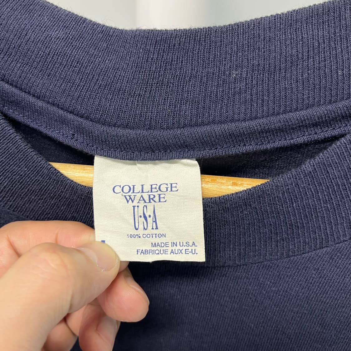 [L] USA 90s college ware 패치 반팔 티셔츠 다크네이비 상품이미지3