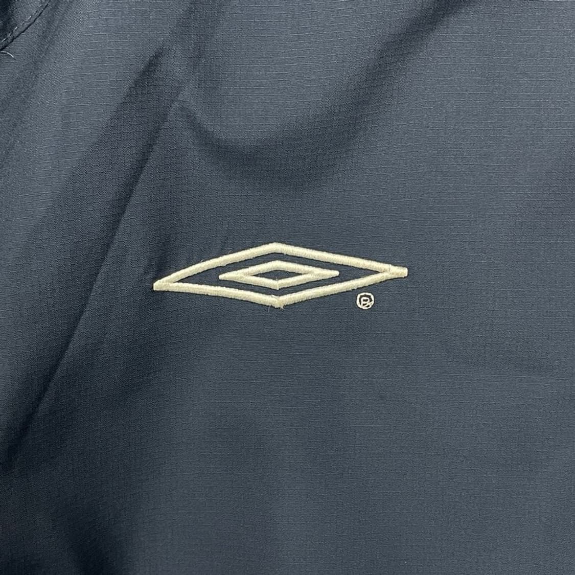 UMBRO 02-03 잉글랜드 프로트레이닝 스톰자켓 L 상품이미지3
