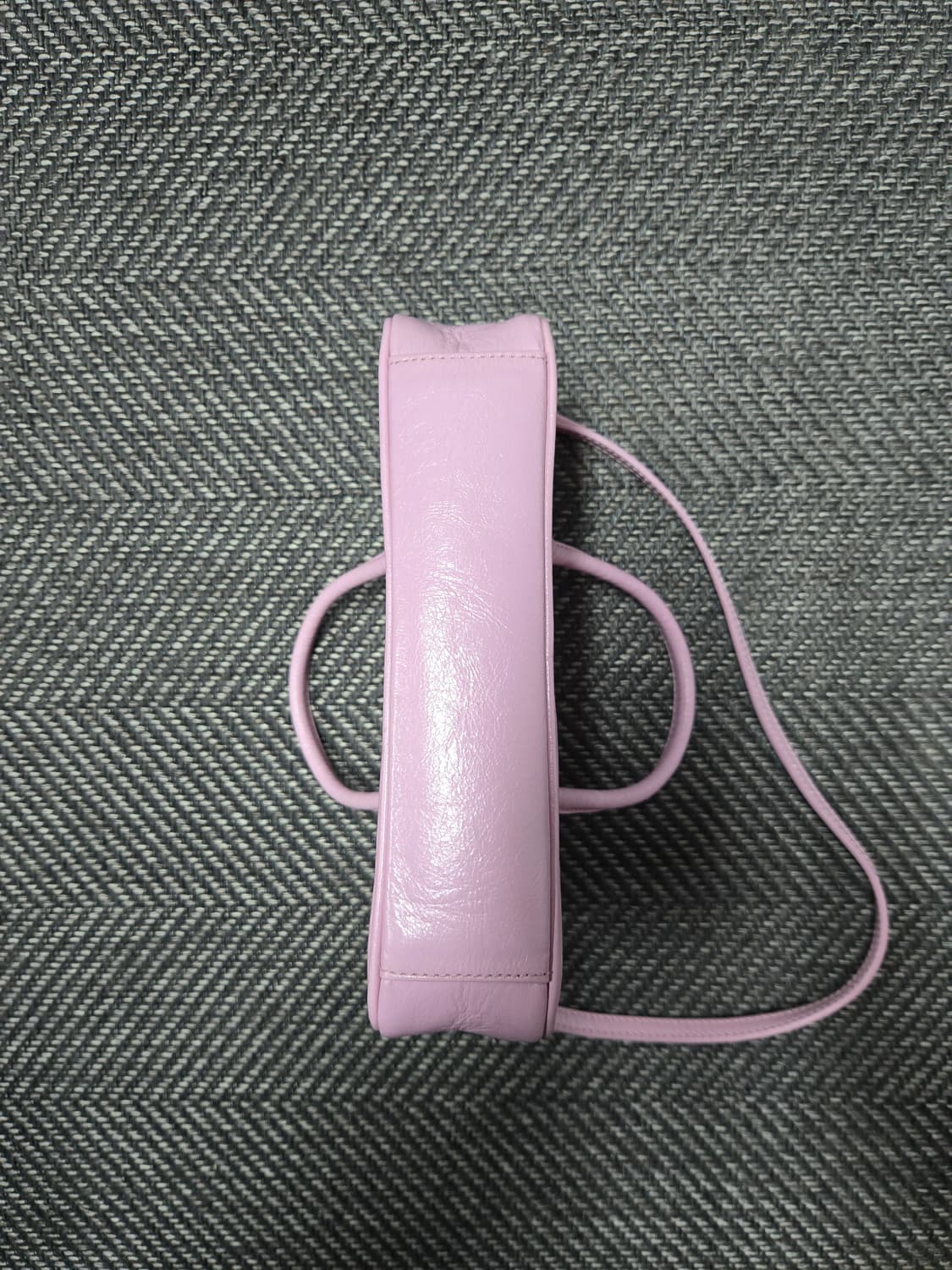 마지셔우드 지퍼 스몰 핑크 크링클 백 상품이미지7