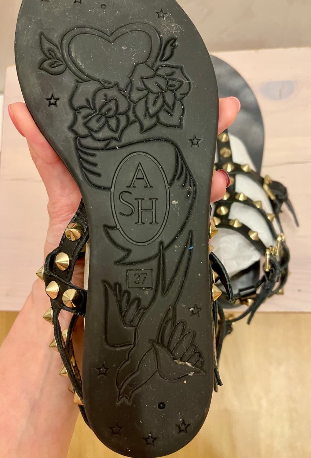 ASH 스터드 샌들 블랙 37사이즈 상품이미지2