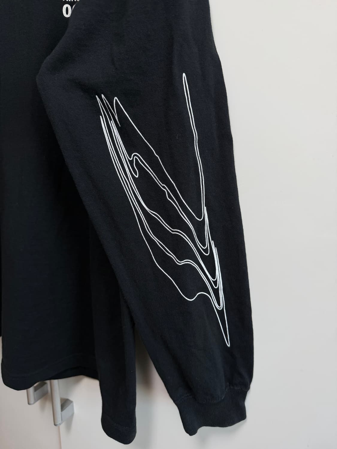 키코 코스타디노브 롱슬리브 티셔츠 L 상품이미지4