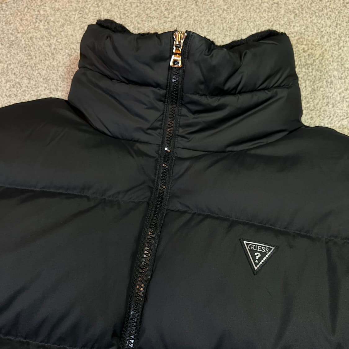 게스 덕다운 패딩 상품이미지2