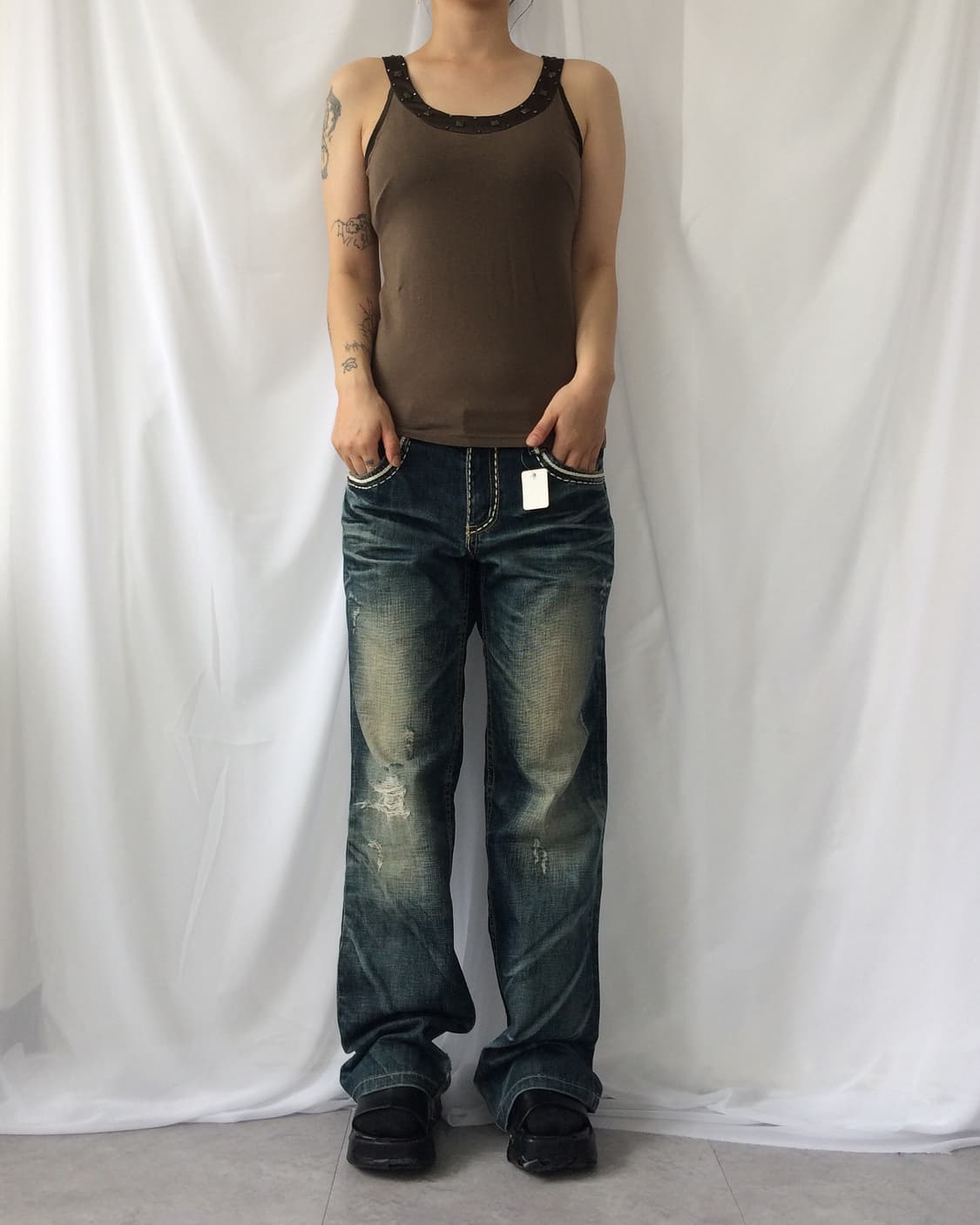 Stud point sleeveless 상품이미지4