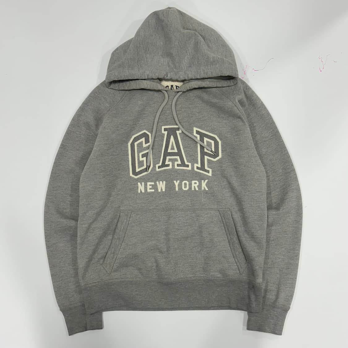 Gap 갭 뉴욕 그레이 후드티 상품이미지3