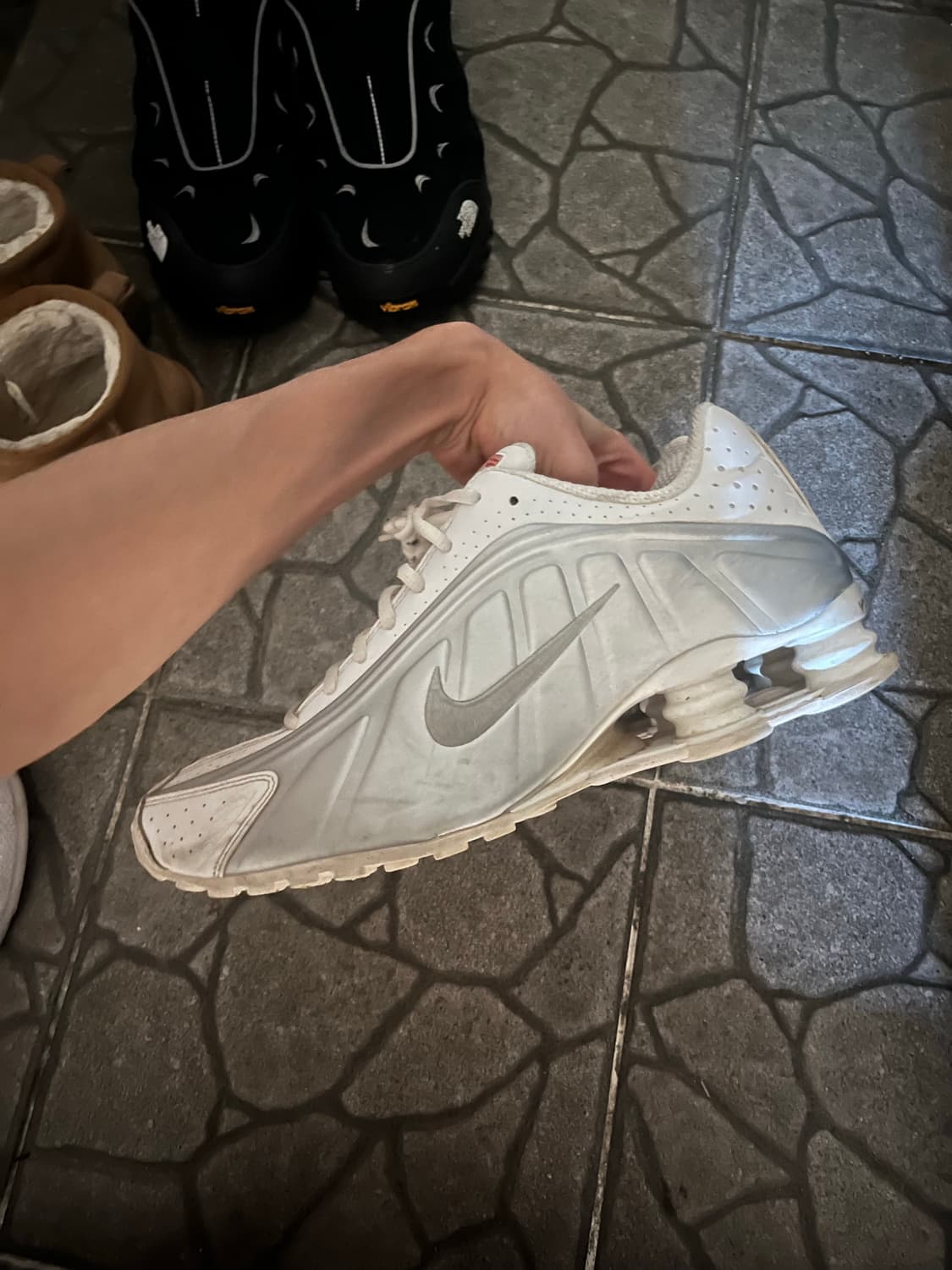 나이키 샥스 r4 285 상품이미지3