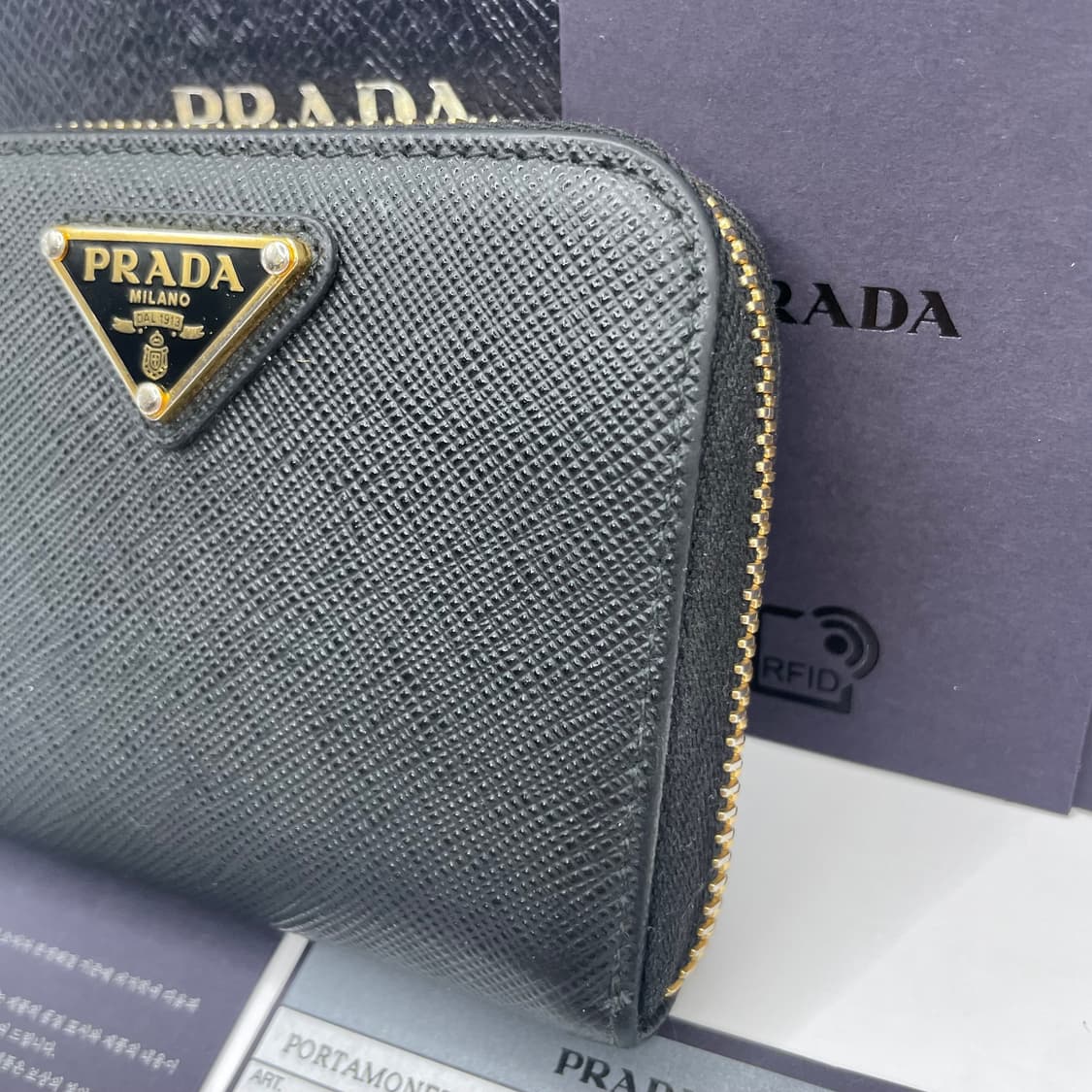 프라다 사피아노 지퍼 카드지갑 상품이미지3