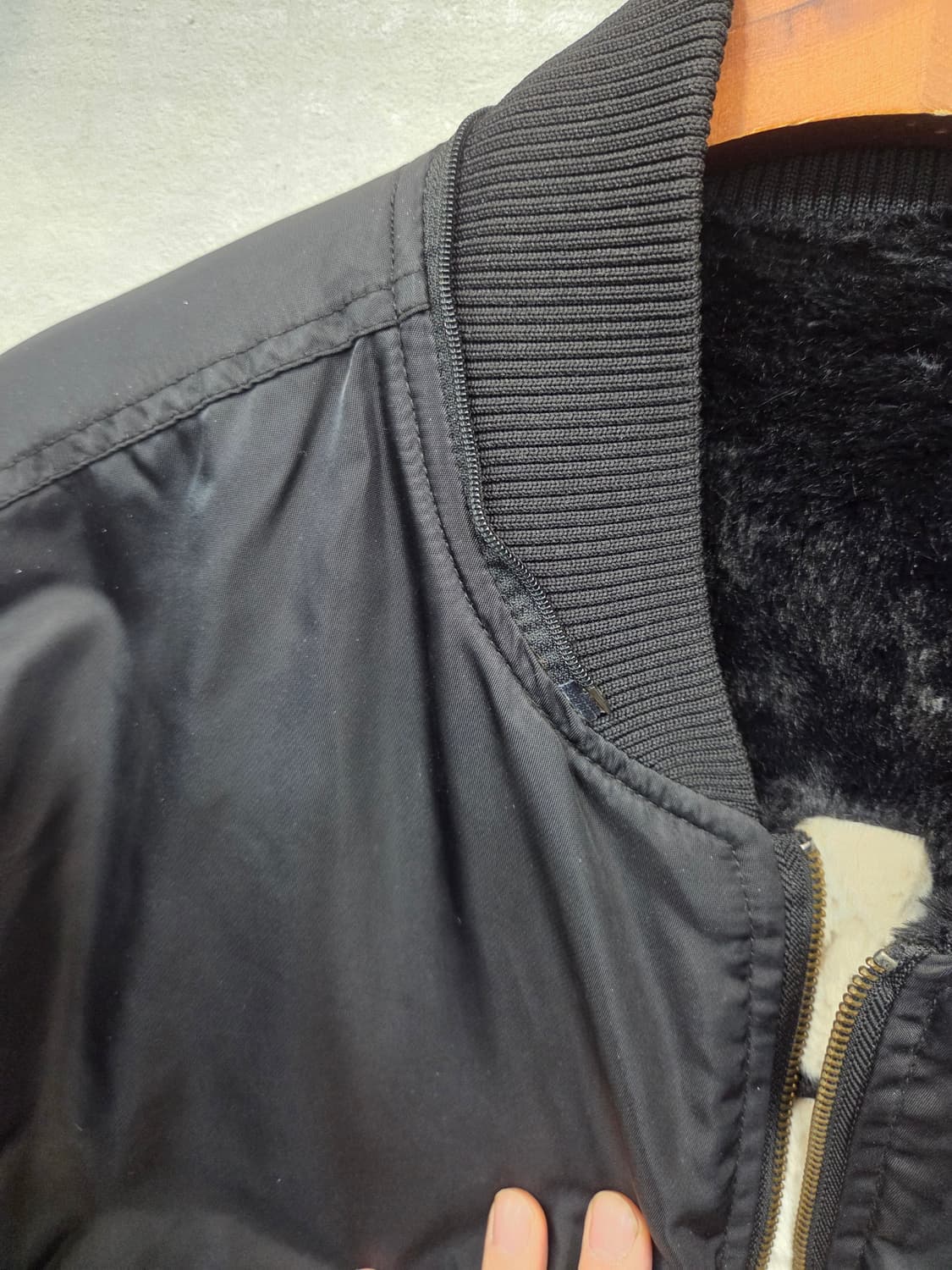 어피스 오브 케이크 빅로고 퍼 리버시블 항공자켓 L xl 상품이미지10