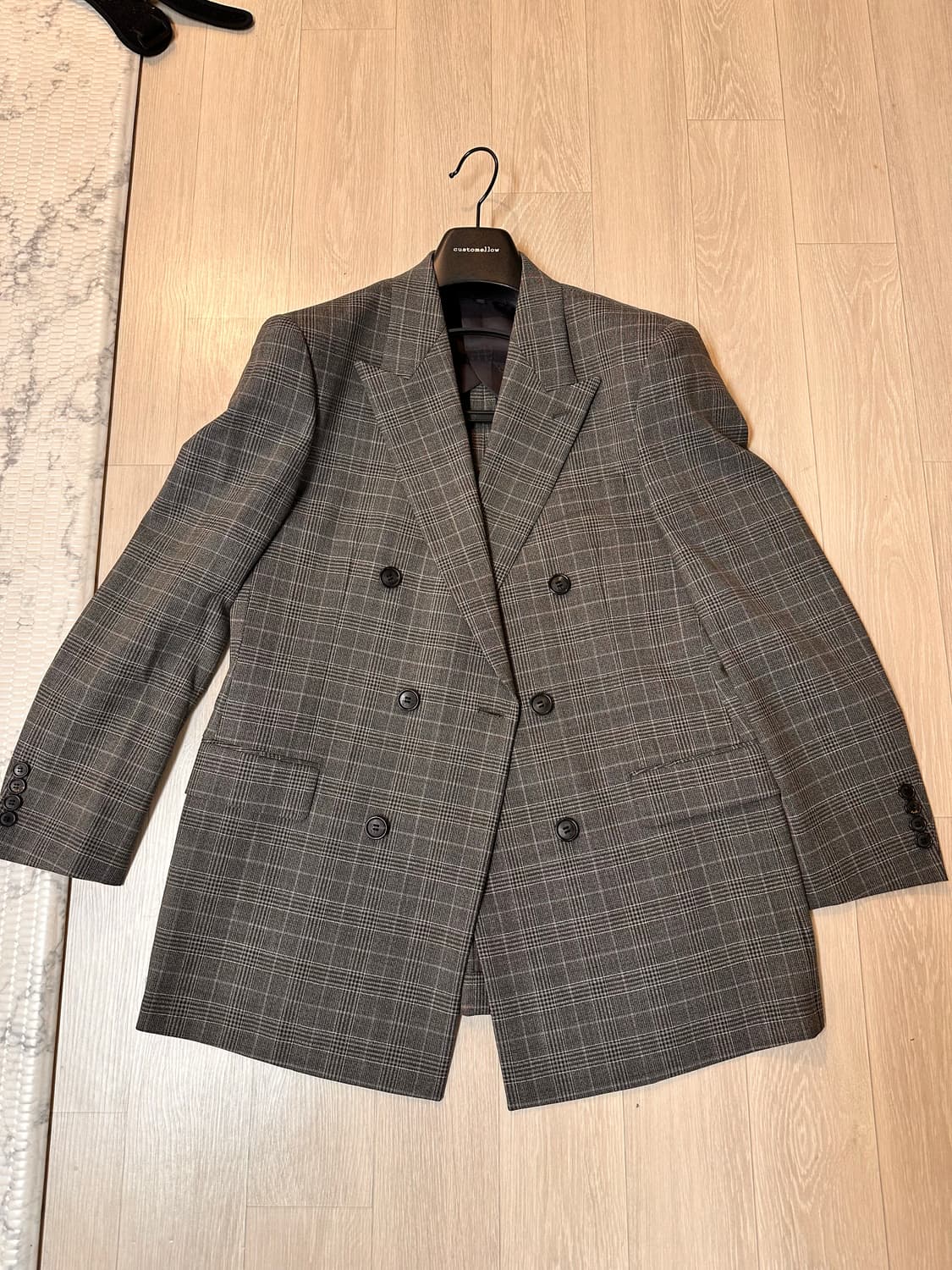 커스텀멜로우 더블블레이져 팝니다 상품이미지1