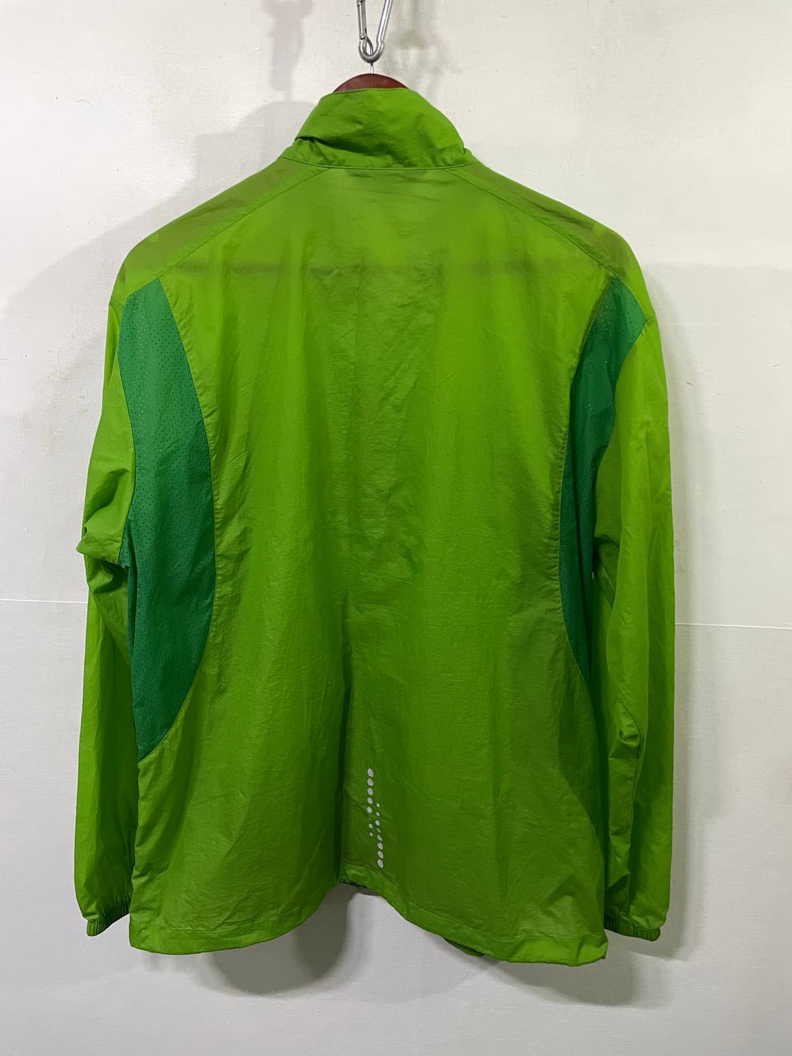 아식스 고프코어 바람막이 초경량 윈드러너 자켓 110 사이즈 상품이미지2