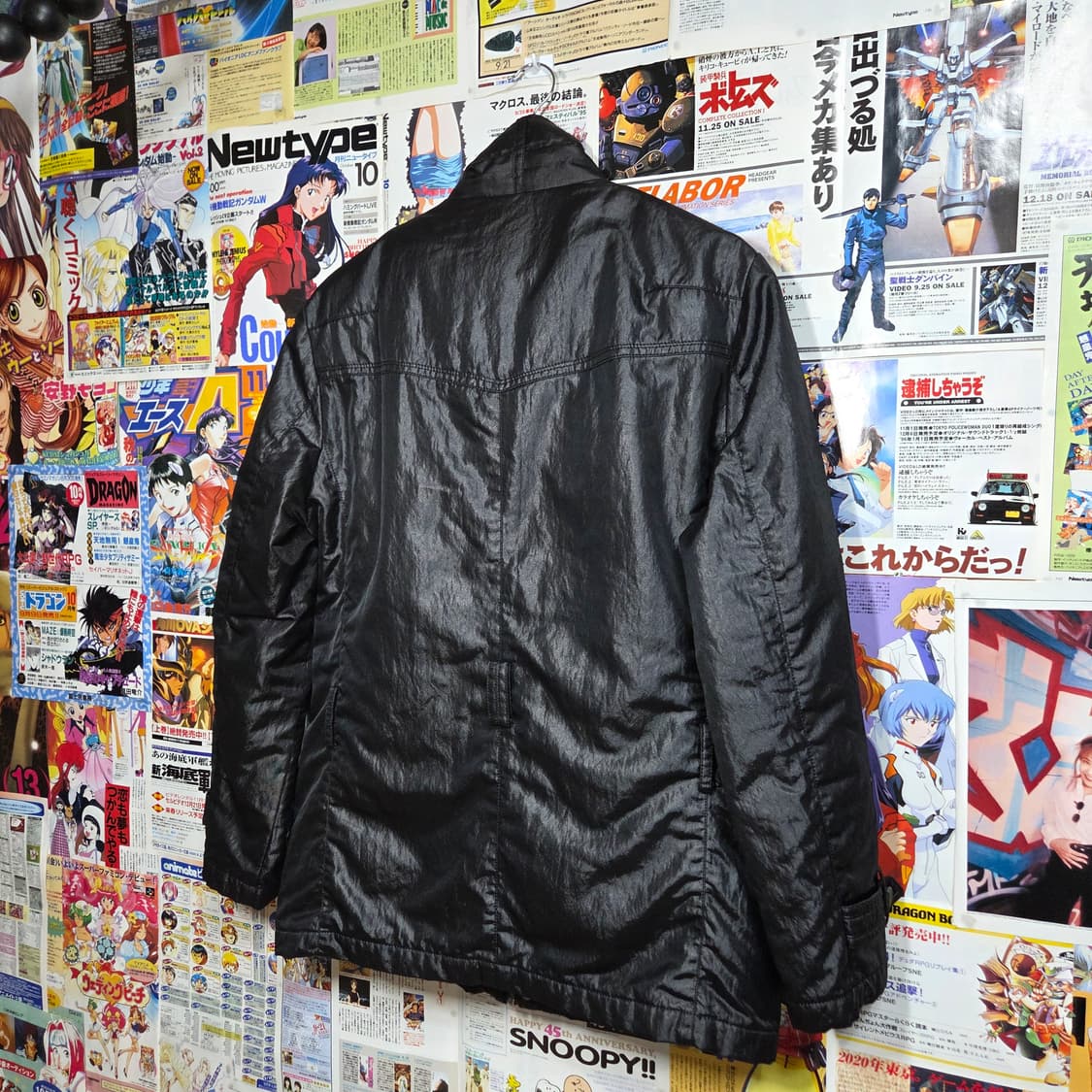 빈티지 유광 코팅 하이넥 블랙 패디드 점퍼 상품이미지5