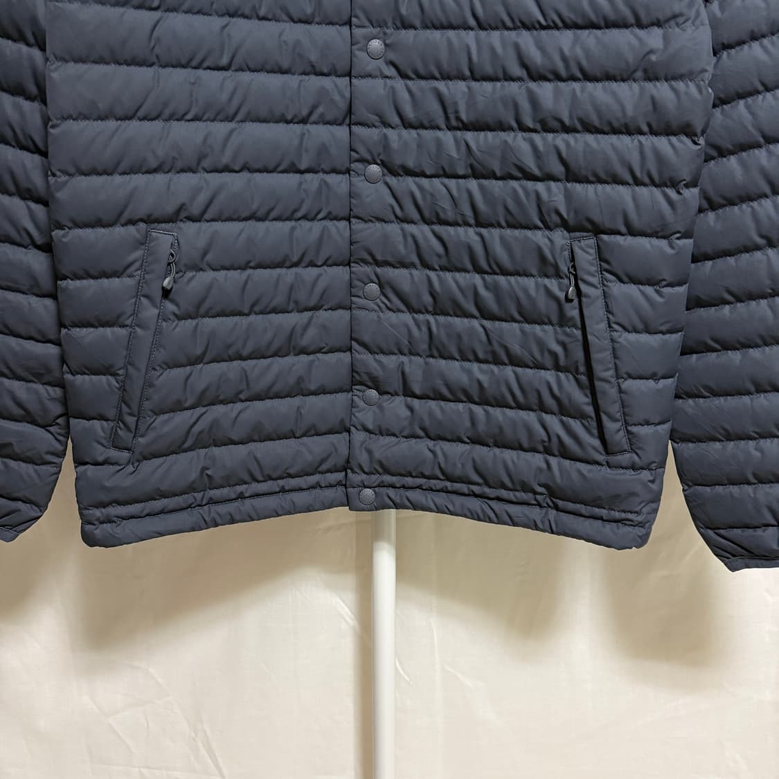 오르치발 덕다운 크루넥 경량패딩 / 차콜, 1 상품이미지3